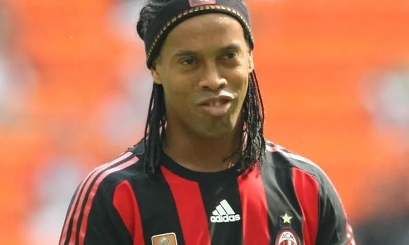 Phân tích chi tiết vai trò của Ronaldinho trong từng vị trí